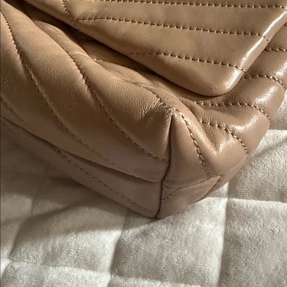 Tory Burch Quilted Tan Shoulder Bag - Picture 8 of 15